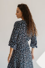 Load image into Gallery viewer, Navy Blue Floral Print Dress With Long Sleeves And Detachable Collar